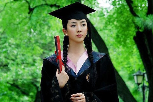 李思思的老公是谁 她的丈夫究竟是叫什么名字