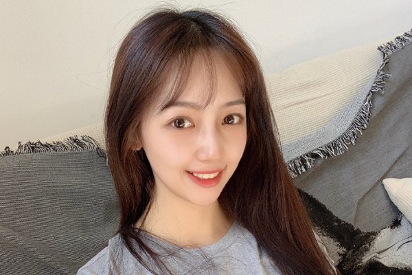 吴亦凡女友身份 女朋友亲自出面说不是我哦