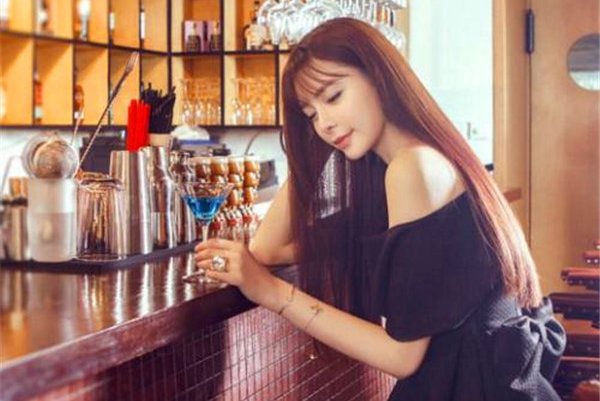 沈梦辰个人资料简介 沈梦辰绝对优势引导杜海涛