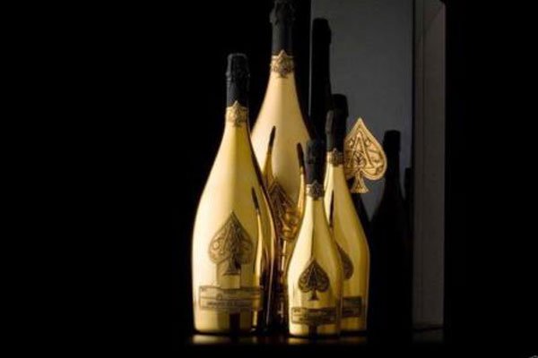 ����a��ʲô����ʲô��˼ �۸�һ�����Ǯһƿ