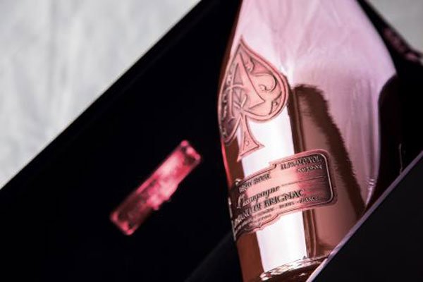 ����a��ʲô����ʲô��˼ �۸�һ�����Ǯһƿ