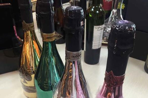 ����a��ʲô����ʲô��˼ �۸�һ�����Ǯһƿ