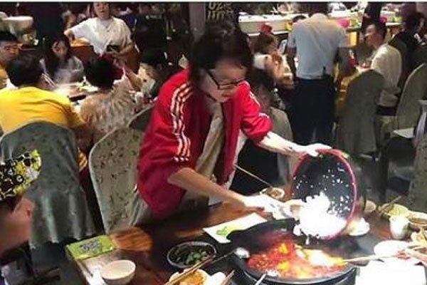 ��θ����θ����Ů ��Ϊ��Ů�ĺܾò���ʶ���Լ����ܴ���