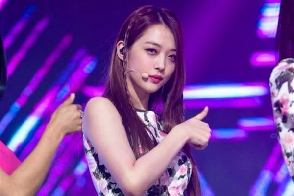 blackpink��ˮ�¼���ʲô��˼ blackpink�Ľ����ݻ������Խ