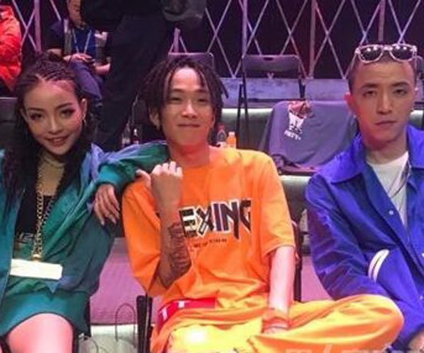 tt��vava�������� ��ֵʵ���൱��������̫����