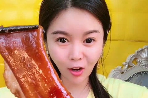 ��θ�����Ϊʲô�ܳ���ô�� �����ܹ�����һ���˵�θ