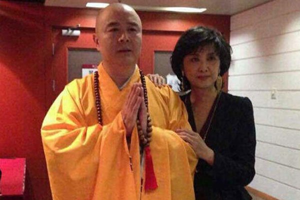 ���յ��ɷ���˭ Ů��������������Ϸ̫������Լ�����