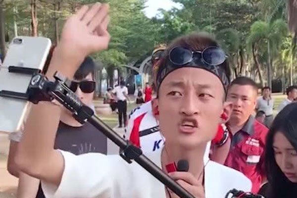 �������ô��ֱ���˸������� ���ű��������̫û������