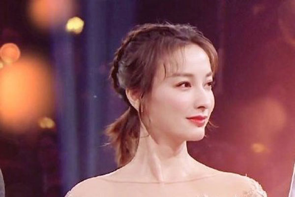 �����һ�޾ͱ��� �������۱�ʾŮ����̫����