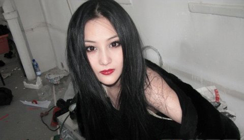 ��ܰ����ǰ�������̨�� ��ǰ����������ʲô�ǲ����ں�������̨