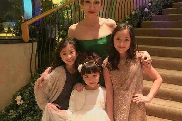 �ల�������󷢵�Ů�� �����˽��9���¾������û�к���