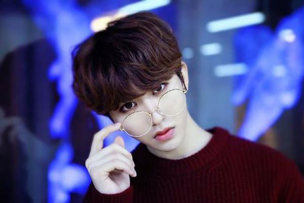 蔡徐坤nba形象大使是真的吗 打篮球视频为什么黑