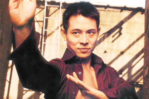 李连杰国籍是哪国 世界级明星为什么要改国籍