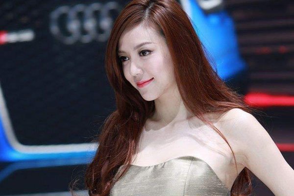 ��Τͮ�ĵ����۵ĵ�Ӱ д�漯�ܶ඼�Ǵ�߶�