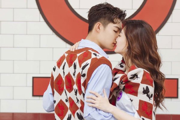 ������˽������� �����¼��Ŀ������ж�����Ϸ�ɷ�