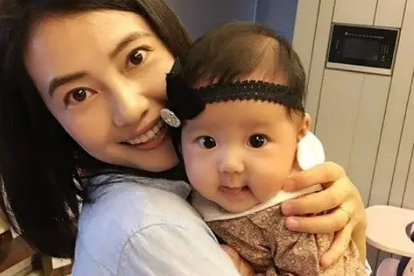 ����͢�ұ�������� ����Ů�˵����˻��Ʈ�˶��ִ�Ů��