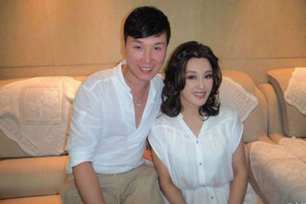 刘晓庆坐了多少年牢 刘晓庆偷了多少税,判了多少