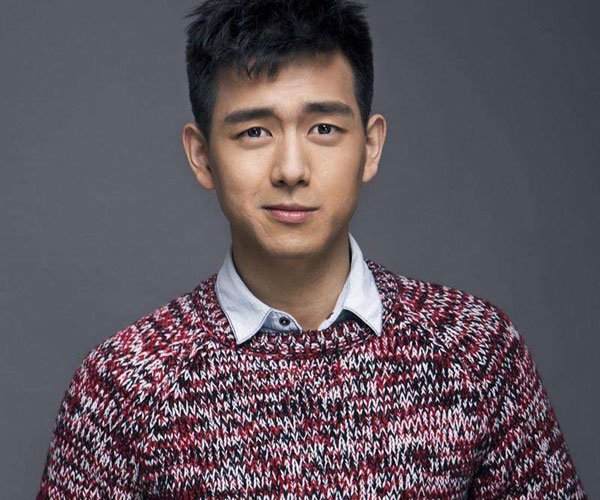 ����Ů������˭ ����¶˼��������Ϊ��ǰ;����