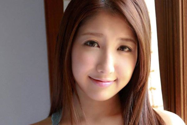 长得超级漂亮的女优排行 一旦穿上衣服就有点认不准了