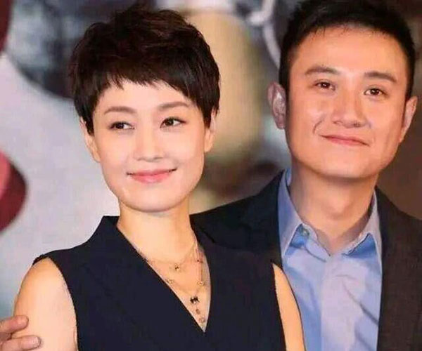 �����������ع� ���˸����ϵ������ڹ����Ů���ٺܶ�