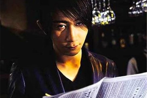 ��ǫΪʲôͻȻ�����˲��ϴ����� �����Ϊʲô���ձ��˹��ſ�ͷ