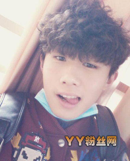 ���μ�����������Ƭ���� ����Ů���ع���丸ĸΪ�����