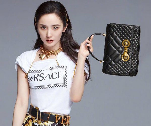 杨幂大尺度的写真图片 高产量女王是娱乐圈中的全能型人才