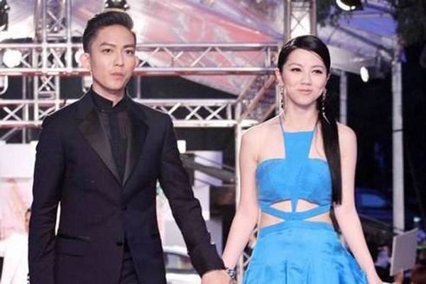 ��嶼�д��������ĸ� �����˷��־�Ȼ�ǵ�̫ϲ��Ǯ��