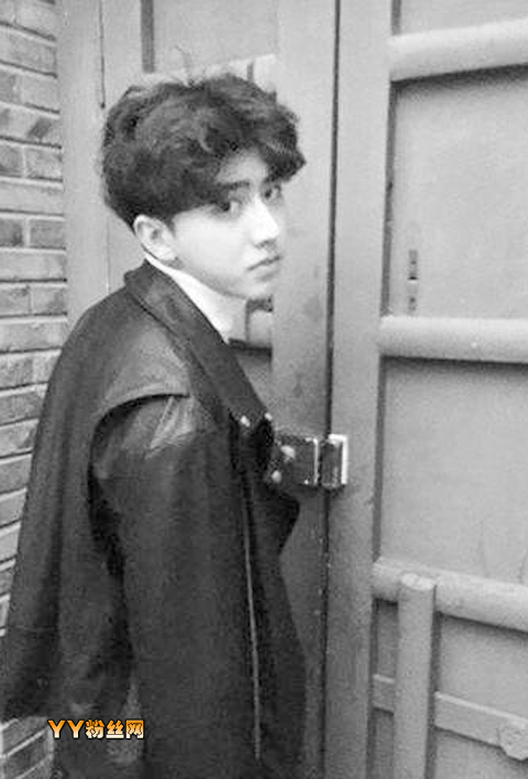 ż����ϰ���������˳�swin�������� ������������Ա�쾲������Ƭ