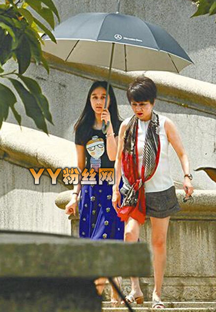 赌王17岁女儿何超欣个人资料男友照片 何超欣英国出车祸怎么回事