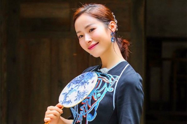 江一燕老公是谁结婚了吗 她过不了没钱的生活