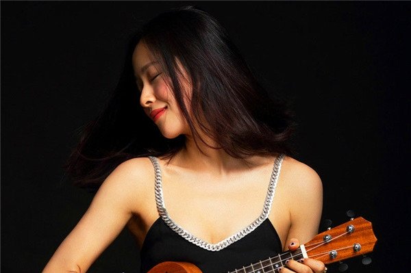 江一燕老公是谁结婚了吗 她过不了没钱的生活