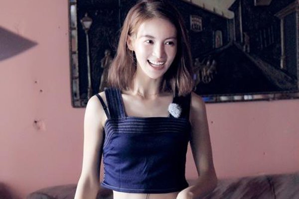 �𳿸������ϼ�� ����������Ůһ�ű�Ů���Žغ���