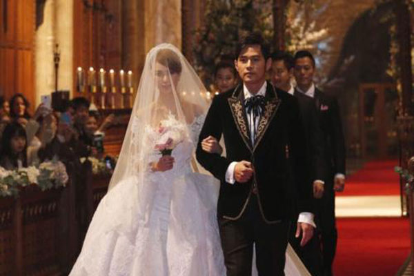 �ܽ��׺���������Ȼ����ż��簮�� ���½����Ͳ���������