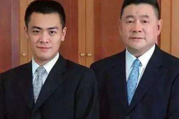 �ǳ����������۶�������һ���ļ� ��˭ǣ����