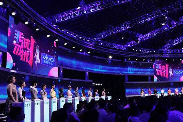 �ǳ����������۶�������һ���ļ� ��˭ǣ����