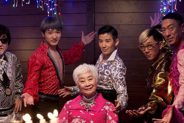 10����ÿ�������Ƭ ���м�����ͷ��������С�����������