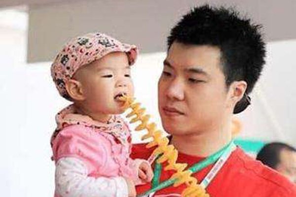 �����������Ǹ���� ��˵���ĸ������к�ɫ��������