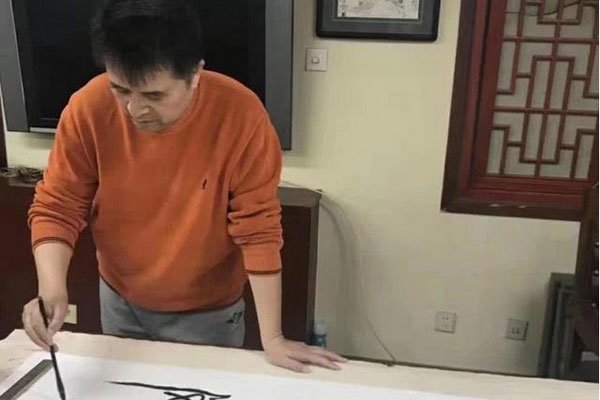 �ձ��ϸ����������� ��Ȼ������ְҵ��������