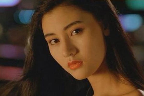 许晋亨的个人资料 妻子再度出山他的经济实力成谜