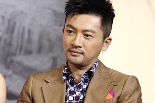 苏有朋的妻子是谁 绯闻女朋友都已经成家他依然没定数