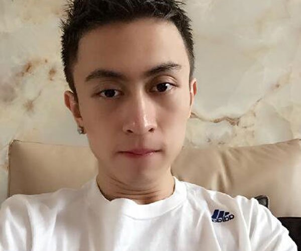 秦奋的简单个人介绍家世 王思聪都巴结的人实力可想而知