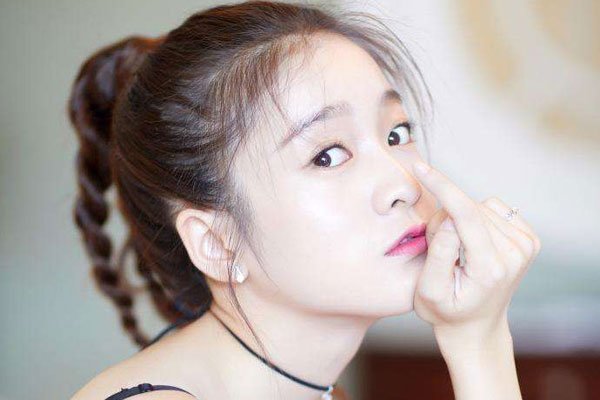 �����ļ���ѩӭ��ɫ �����Ů������ô����