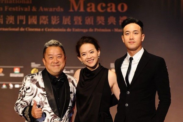 �����Ǻ�������Ĺ�ϵ �����Ǻ���������һ��ĸ����