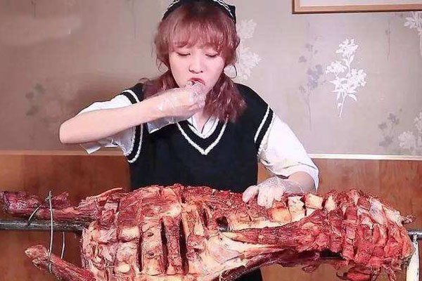 ��������ʦ��θ��������Ů ���������������ȫ֪����