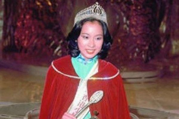 ������ĸ������ϼ�� ��ͨŮ������ͨ��òһ������ź�����