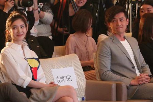 江疏影视频事件 同款丸子头和相似度极高的脸蛋以假乱真