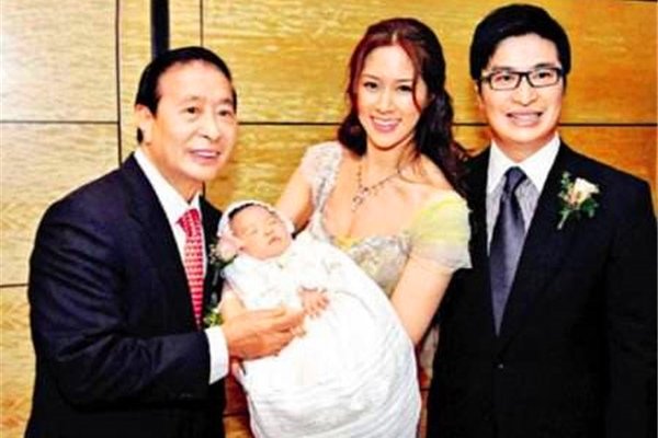 ���׻�����俰��� ��һ��10��:�������˶���������