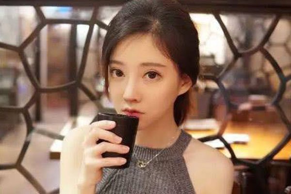 ����Ī�ͻ������ô���� ��Ʒ���Ī�ۻ���Ƭ�����