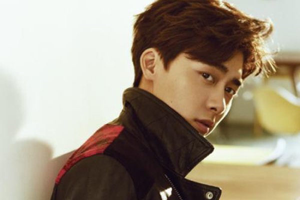 ���׷�̸������Ů�� ˵���Ҫ��ͷ����������Լ�����